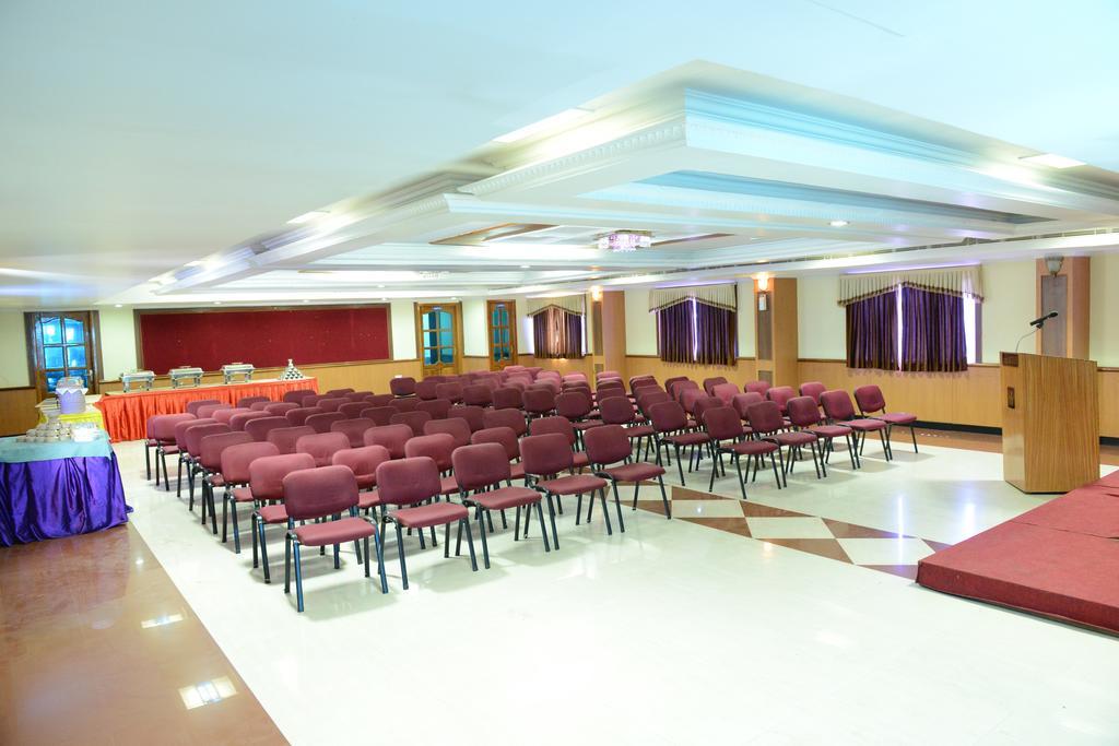 Hotel Sona'S Tiruchirappalli Экстерьер фото
