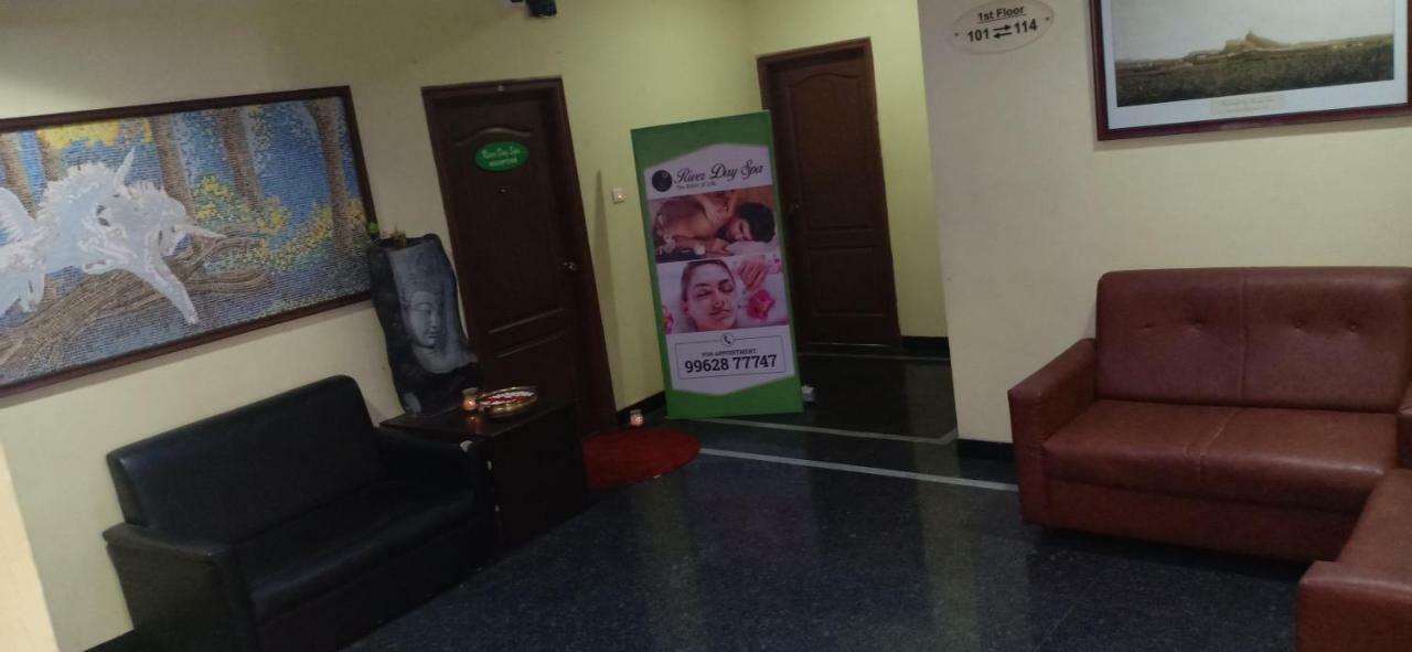 Hotel Sona'S Tiruchirappalli Экстерьер фото