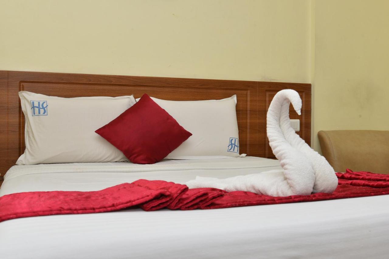 Hotel Sona'S Tiruchirappalli Экстерьер фото