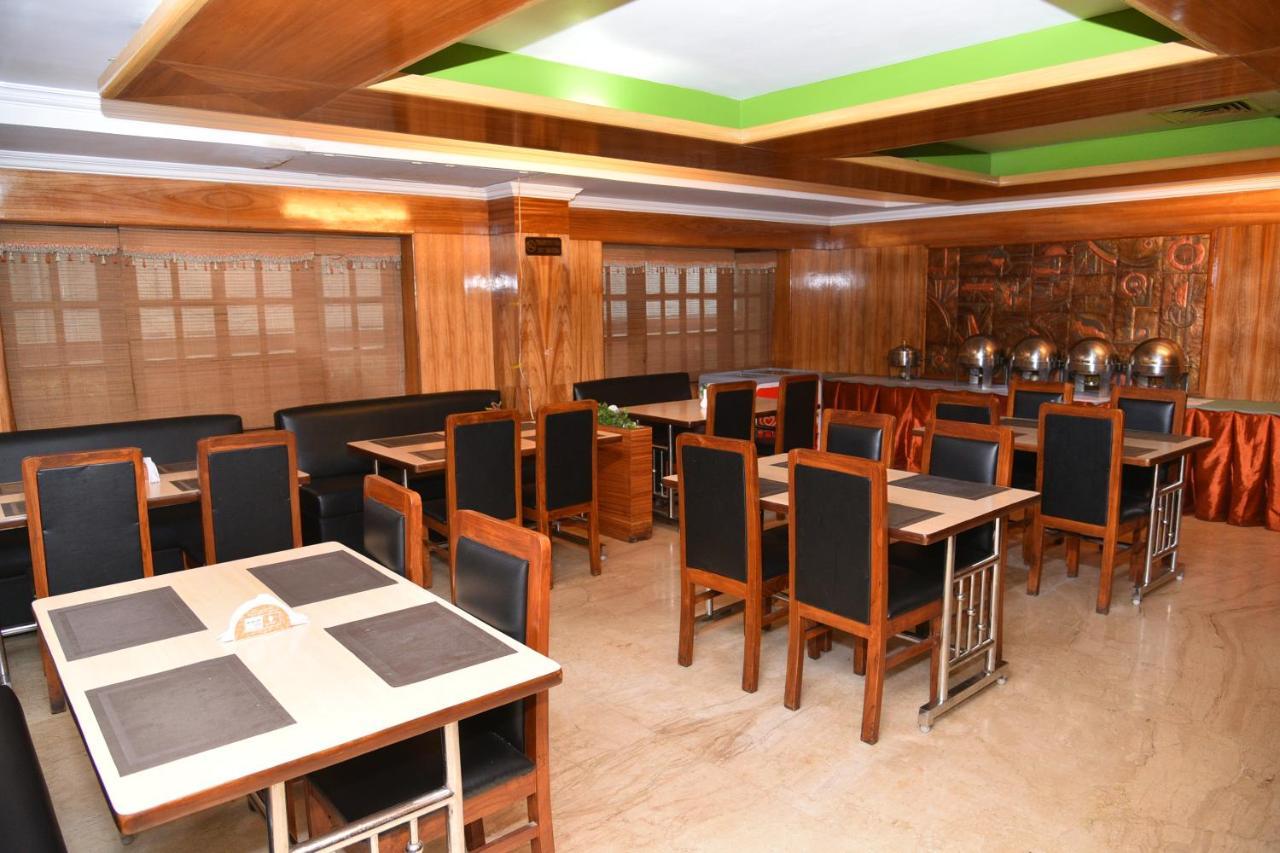Hotel Sona'S Tiruchirappalli Экстерьер фото