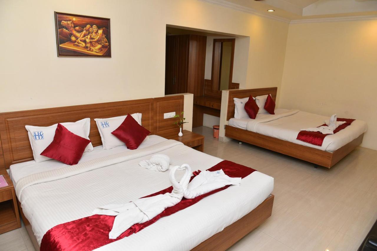 Hotel Sona'S Tiruchirappalli Экстерьер фото